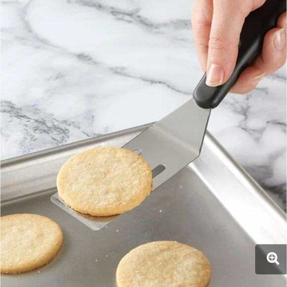 NEW Pampered Chef Mini Serving Spatula Item #2622 - Picture 4 of 4